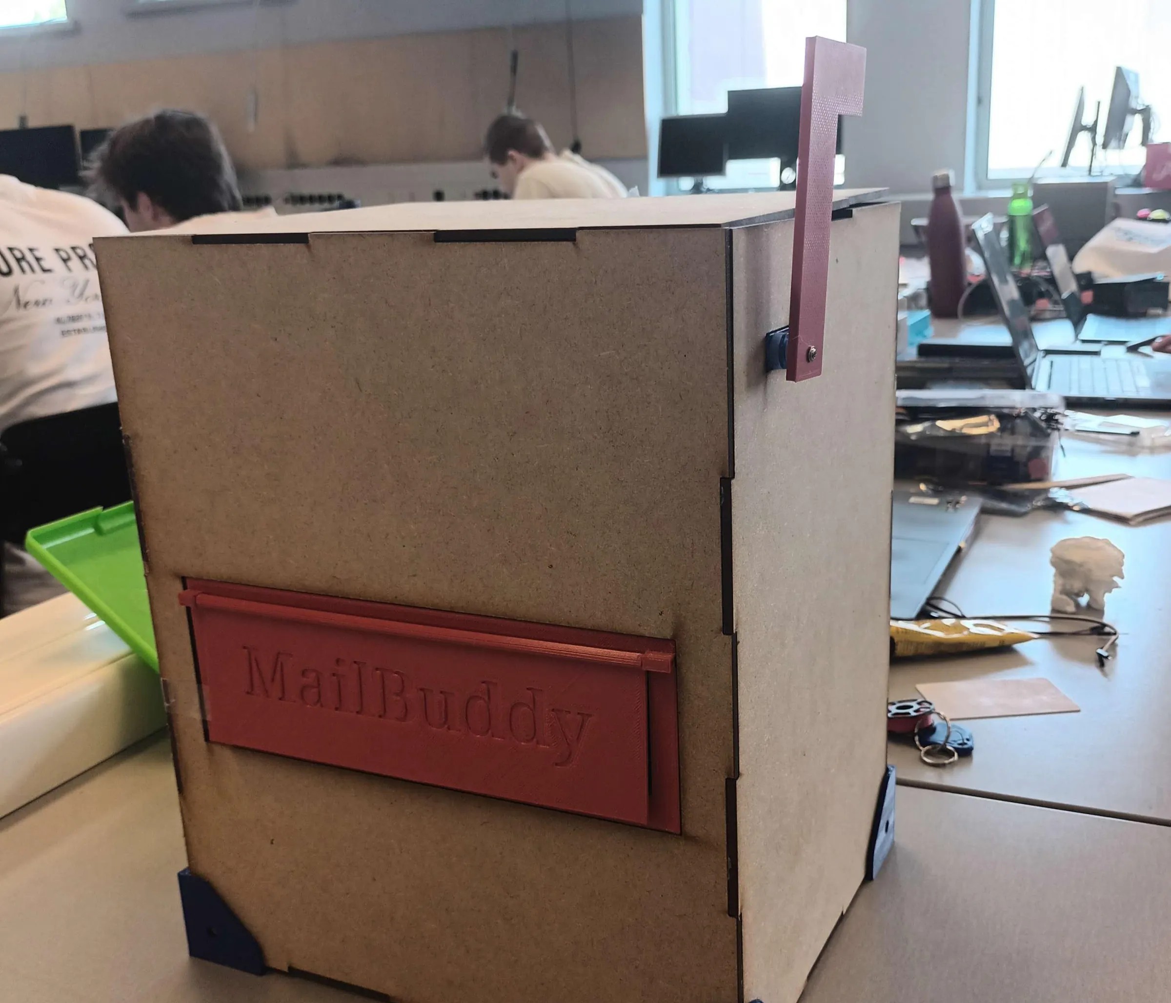 Awesome smart mailbox